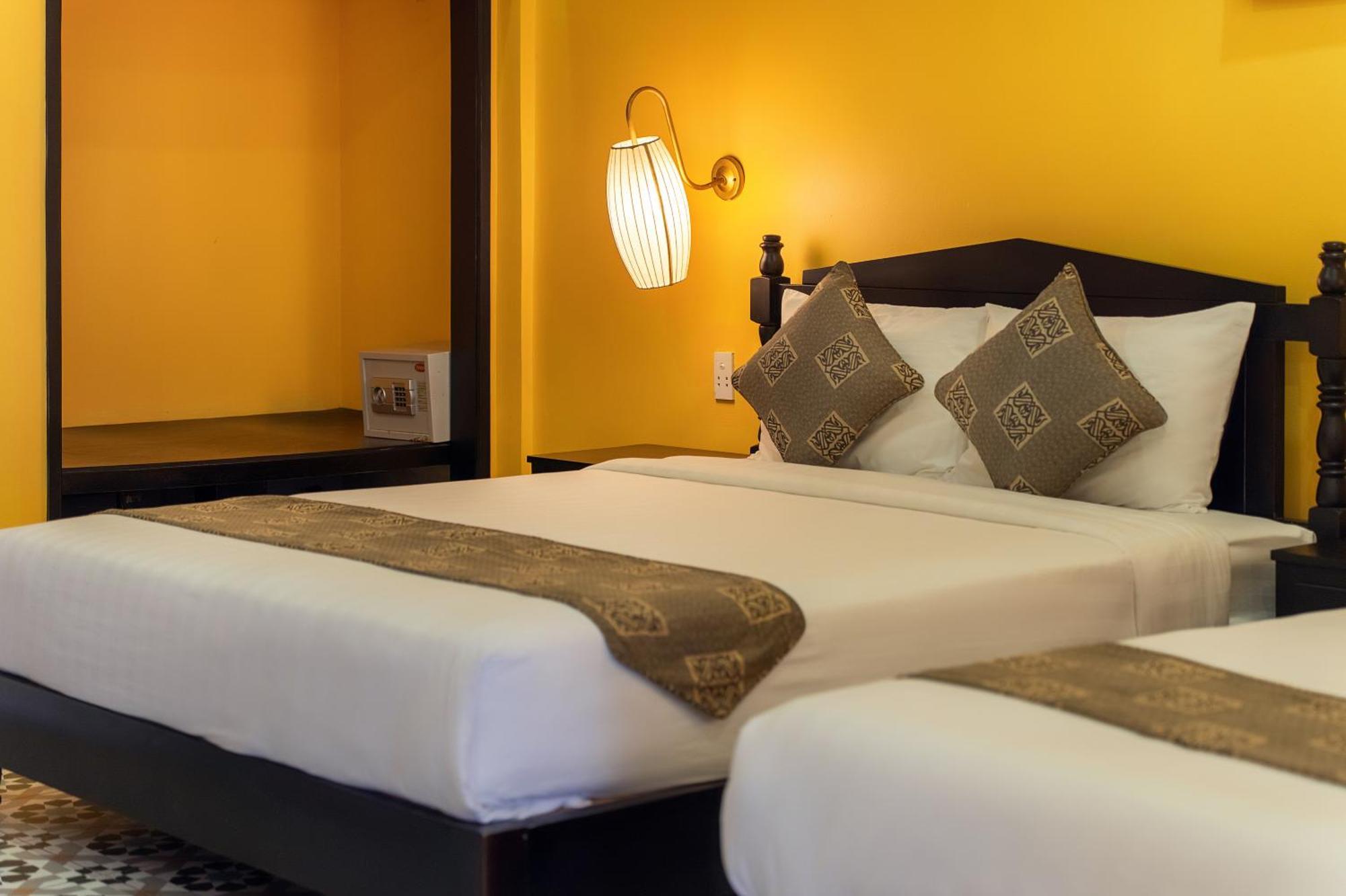 Golden Bell Homestay Hoi An Exteriör bild