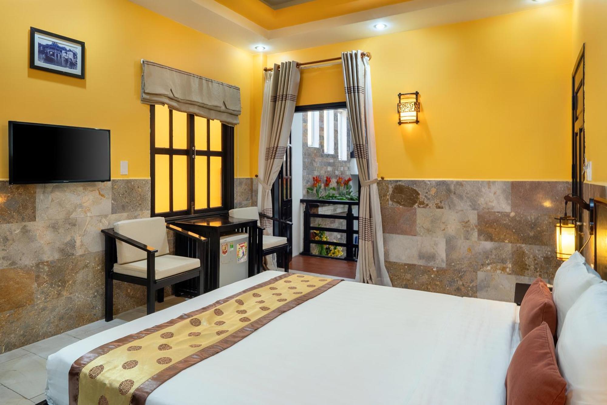 Golden Bell Homestay Hoi An Exteriör bild