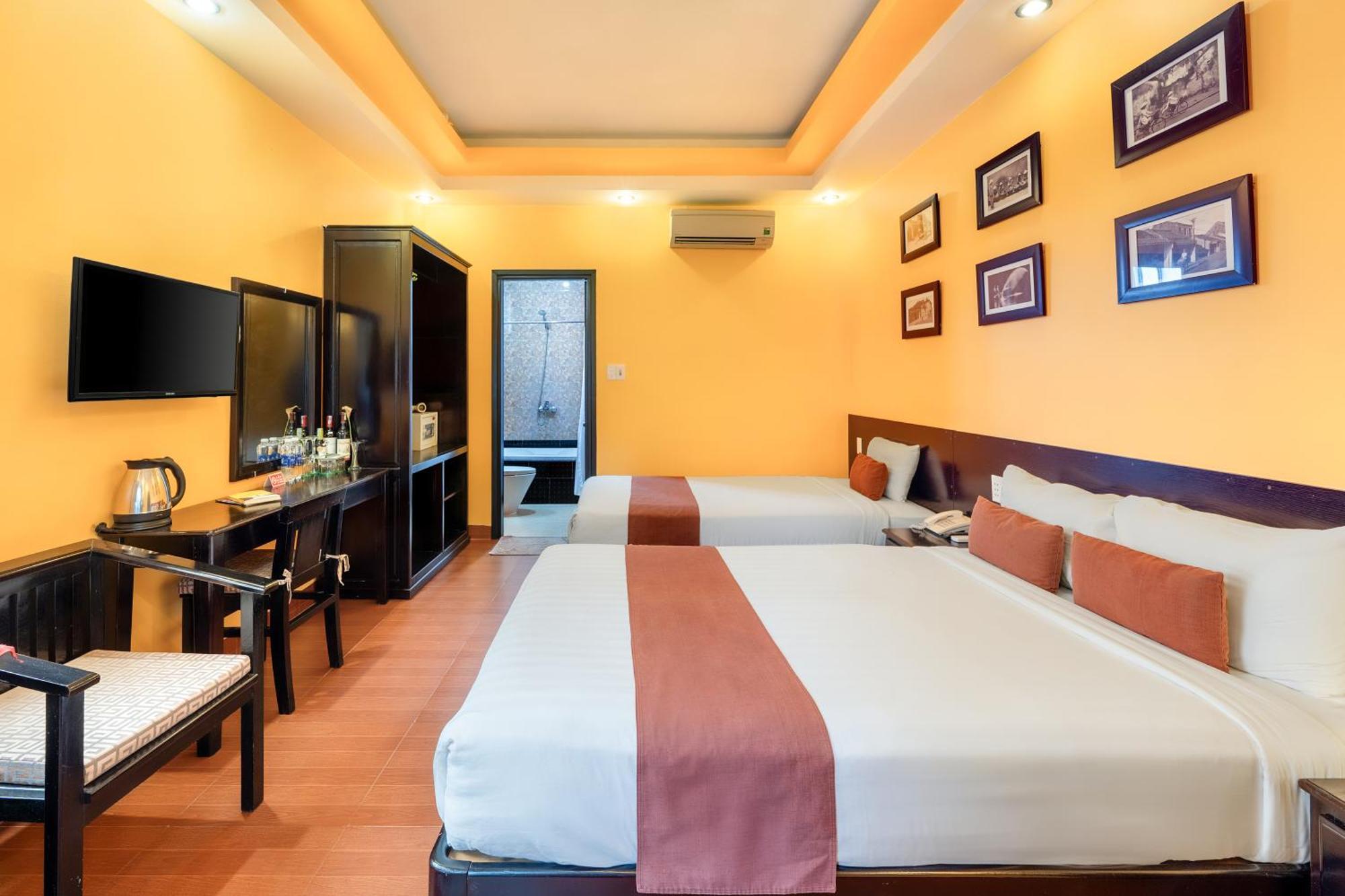 Golden Bell Homestay Hoi An Exteriör bild